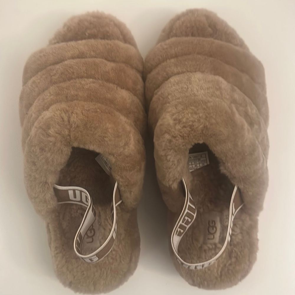 Ugg Elastic Slipper Sandals Sz 9